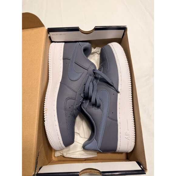 Size 8.5 - Nike Air Force 1 Premium 07 Monochrome Gray - Picture 1 of 7